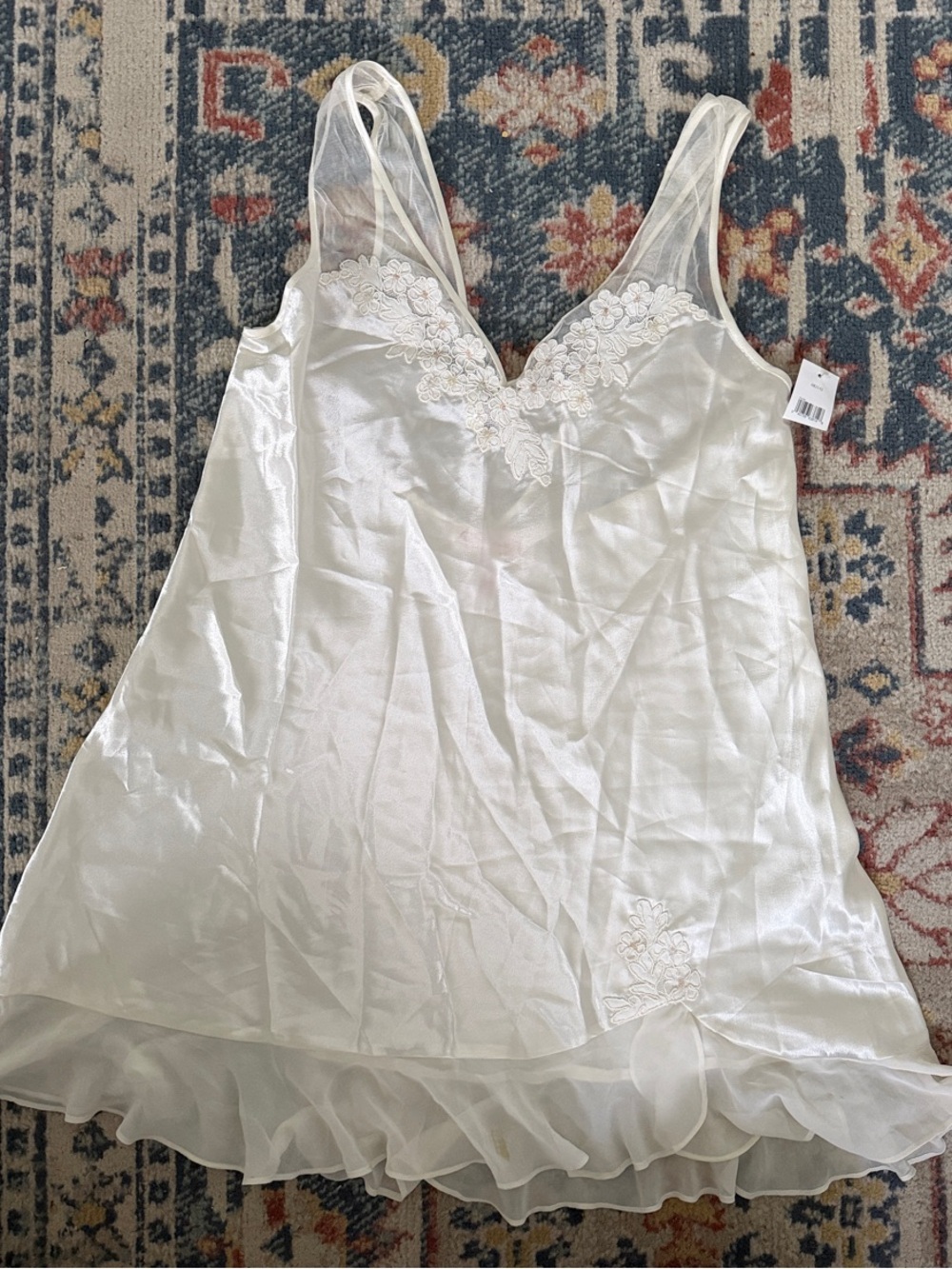 Oscar de la Renta Ivory Satin Lace-Trim Chemise